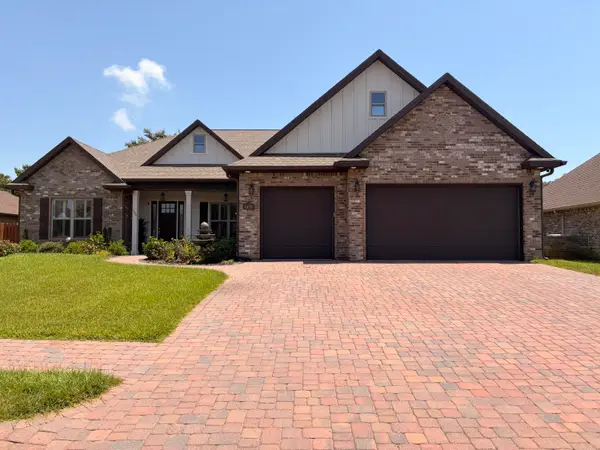 1478 E Shores Boulevard, Gulf Breeze, FL 32563