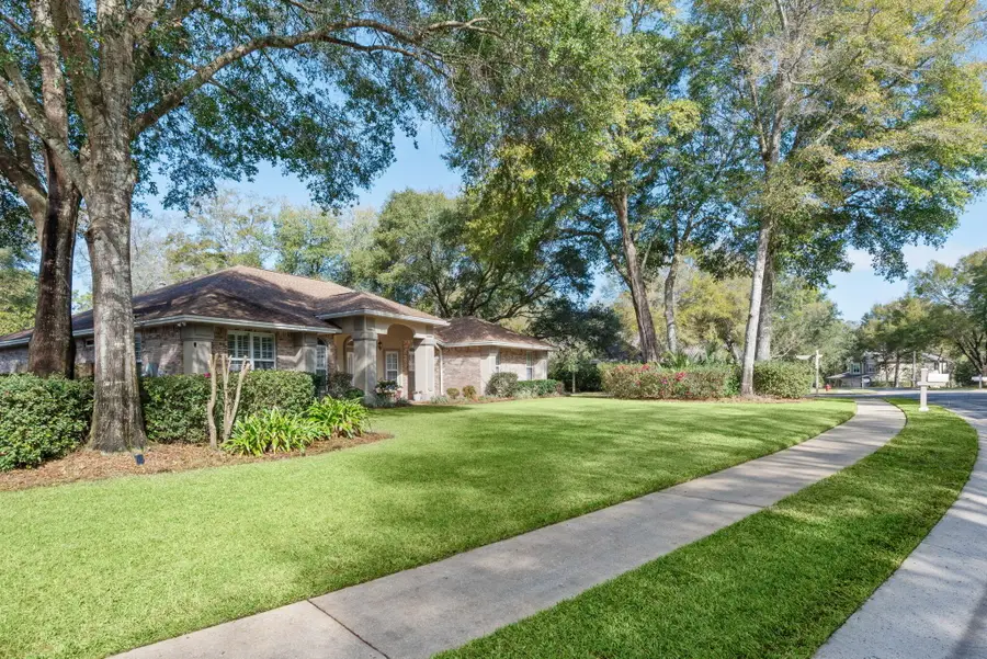 232 Sweetwater Run, Niceville, FL 32578 - #2