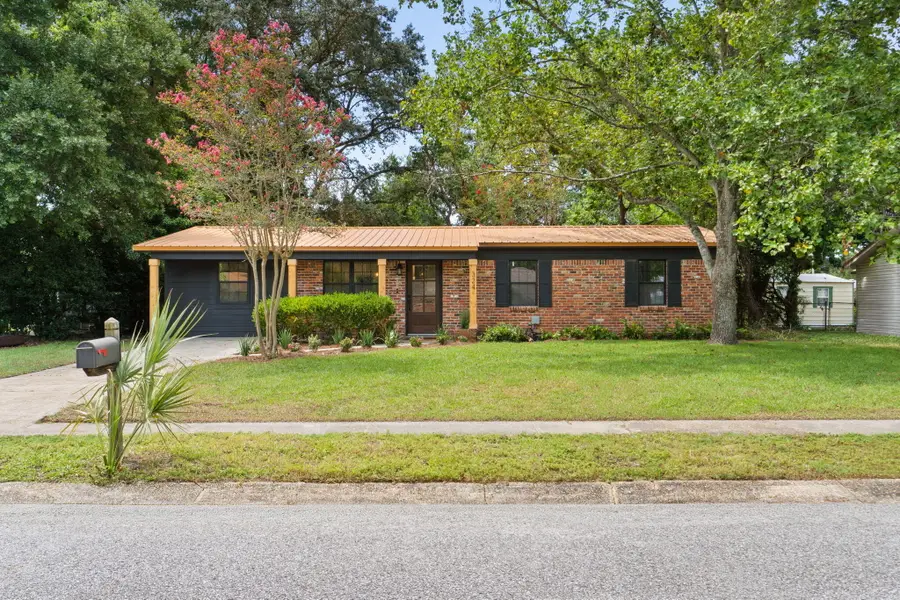 324 SW Harbor Place, Fort Walton Beach, FL 32548 - #3