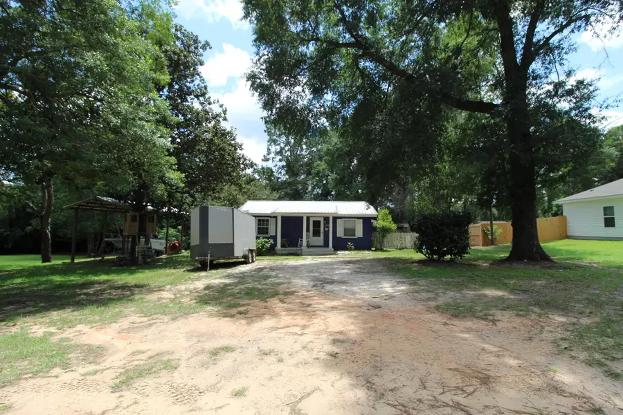 2592 Kingston Road, Crestview, FL 32536 - #3