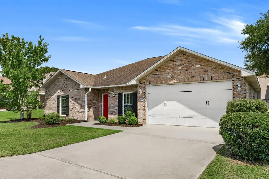 4614 Hermosa Road, Crestview, FL 32539 - #2