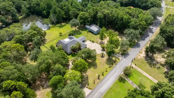 930 Sioux Circle, Crestview, FL 32536