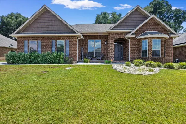 227 Paradise Palm Circle, Crestview, FL 32536