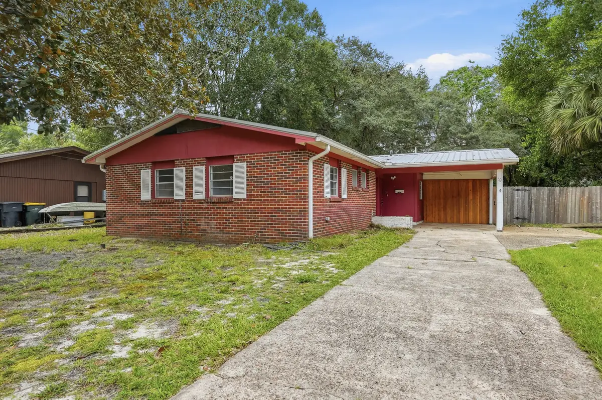 133 NW Robinwood Drive, Fort Walton Beach, FL 32548 - #1