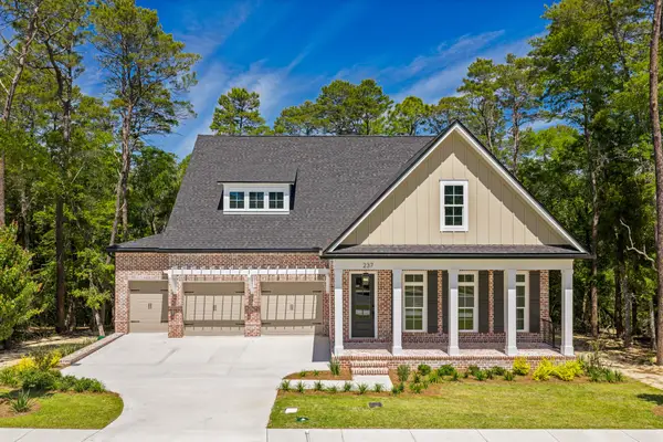 237 Foxglove Run, Niceville, FL 32578