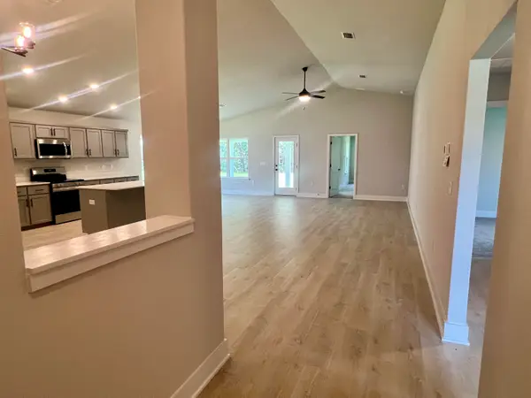 5161 Zenith Lane, Milton, FL 32583