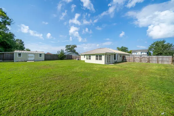 1607 New Hampshire Avenue, Lynn Haven, FL 32444