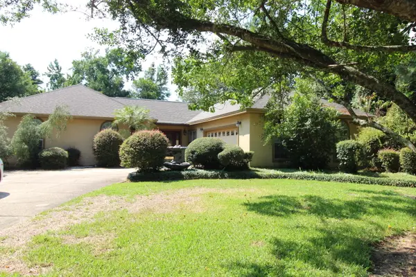 14 Hampton Circle, Niceville, FL 32578