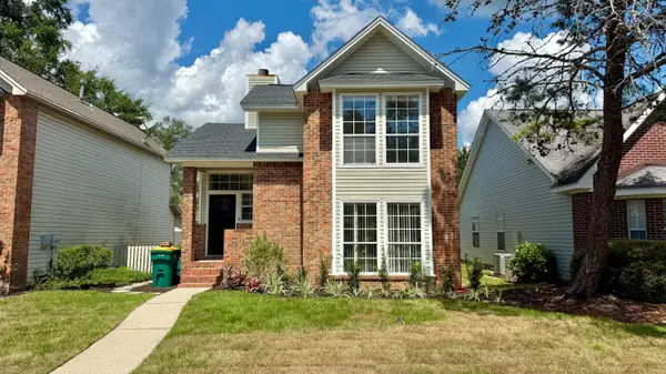 215 Parkwood Circle, Niceville, FL 32578
