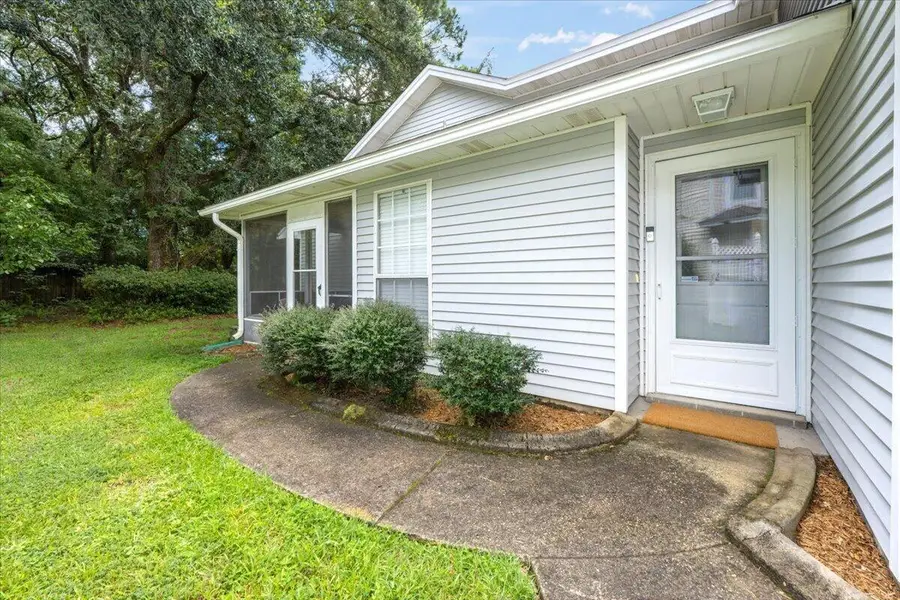 629 Emerald Lane, Fort Walton Beach, FL 32547 - #3