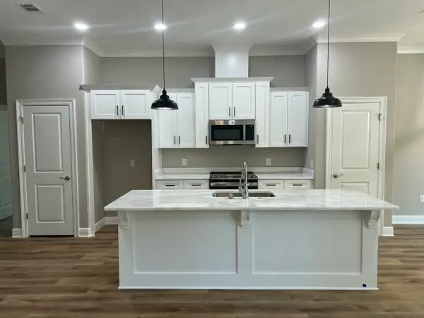 8393 Sevilla Street, Navarre, FL 32566
