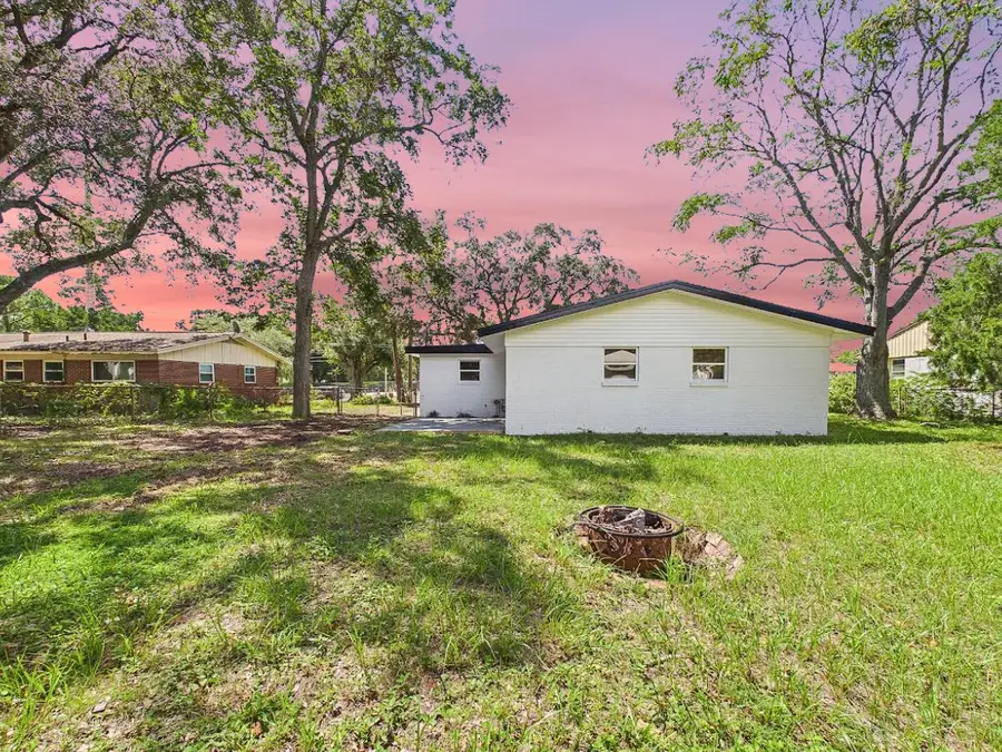 343 NW Hollywood Boulevard, Fort Walton Beach, FL 32548 - #2