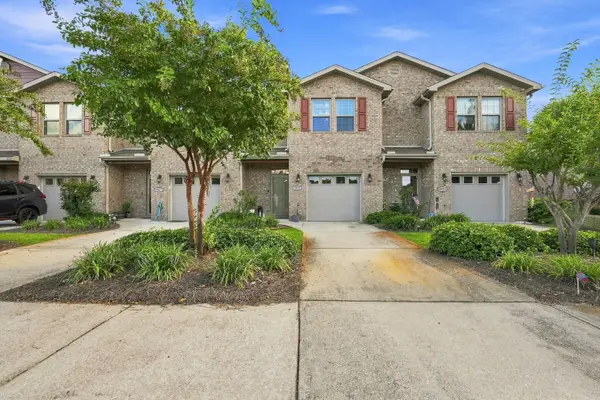 8825 Brown Pelican Circle, Navarre, FL 32566
