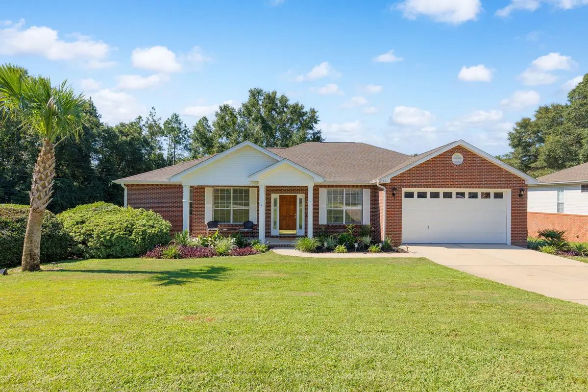 601 W Lynn Brook, Crestview, FL 32539 - #1