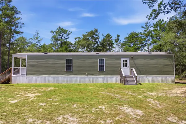 29 Canterbury Drive, DeFuniak Springs, FL 32433