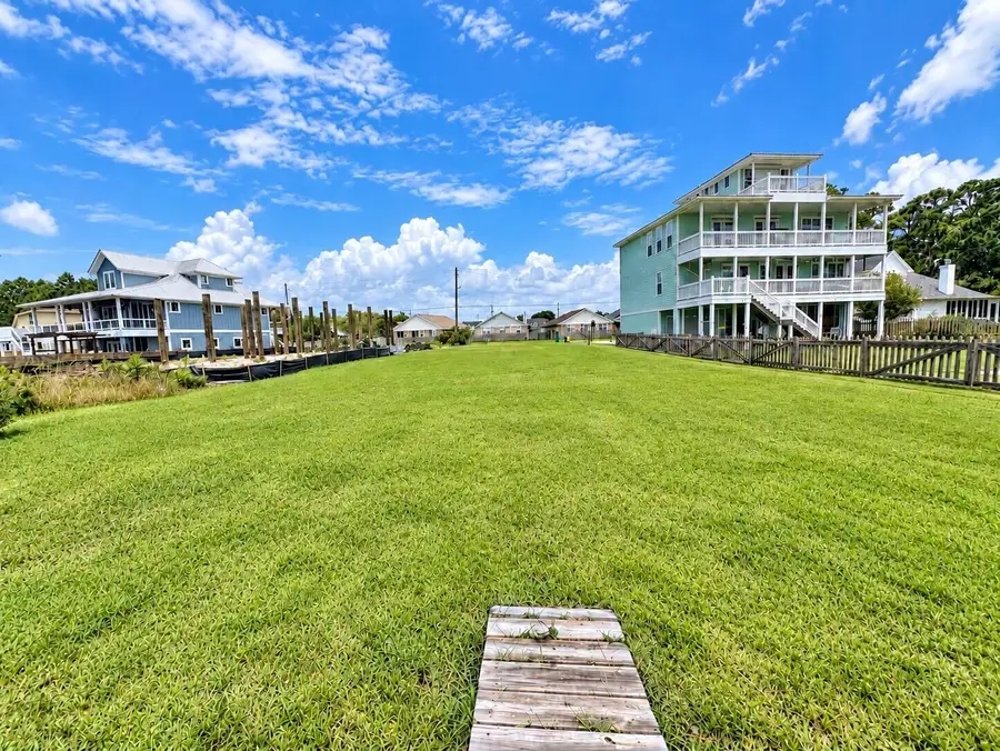 572 Parish Boulevard, Mary Esther, FL 32569 - #3