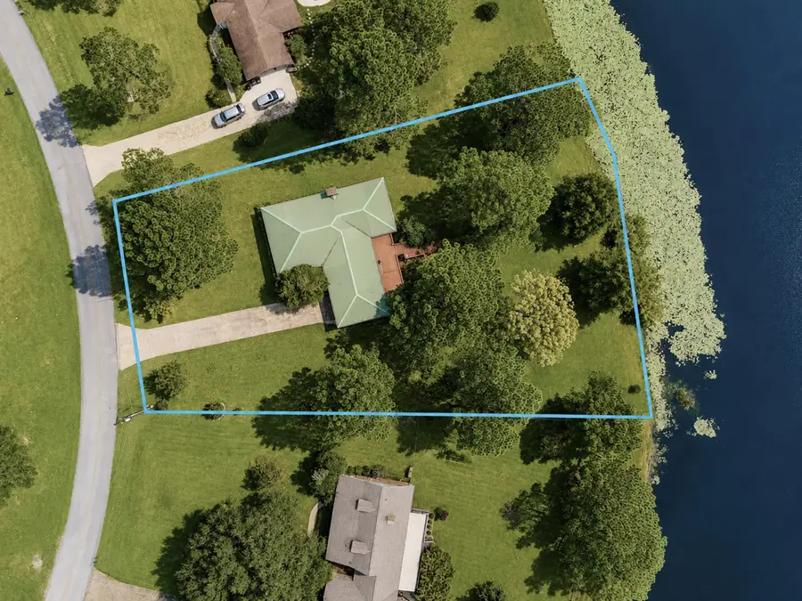 991 Pinewood Drive, Defuniak Springs, FL 32433 - #3
