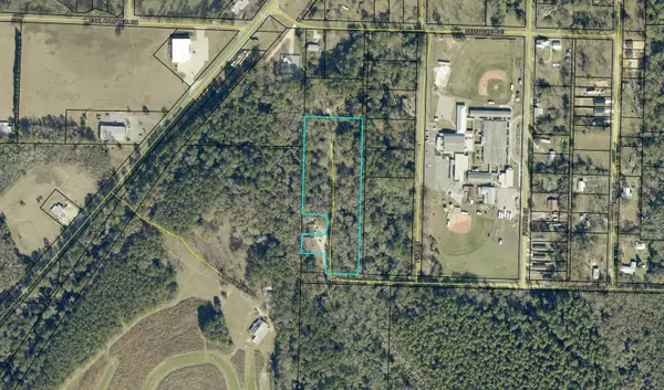 3853 Chicago Avenue, Laurel Hill, FL 32567