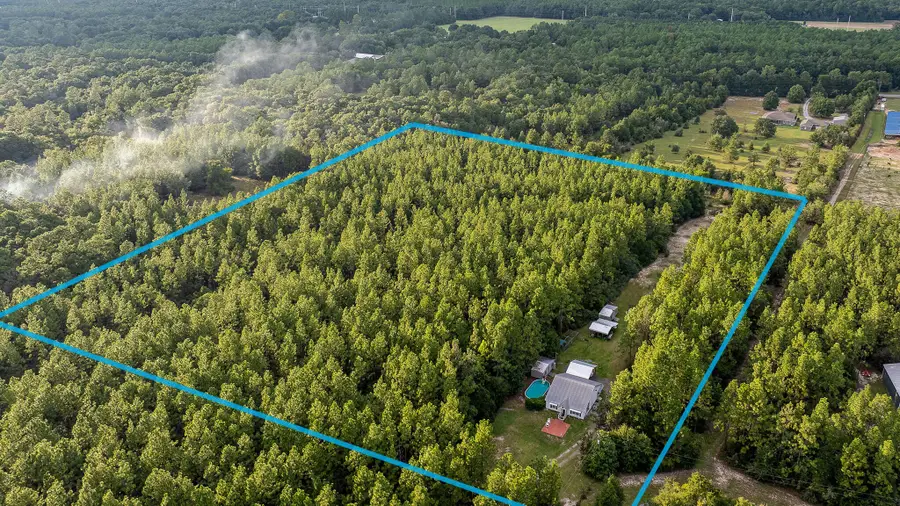 635 Southside Drive, Holt, FL 32564 - #2