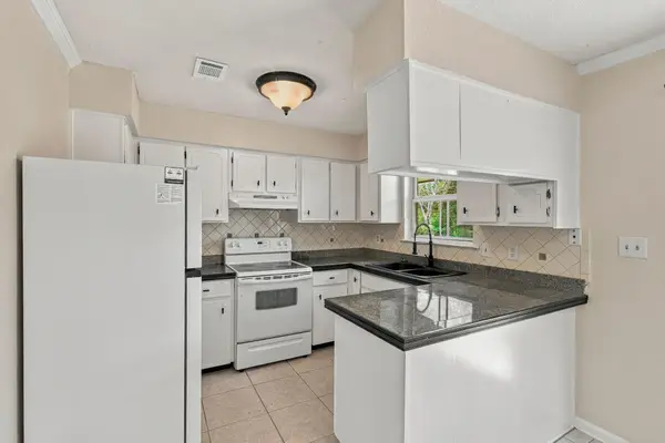 3415 Mclain Drive, Crestview, FL 32539