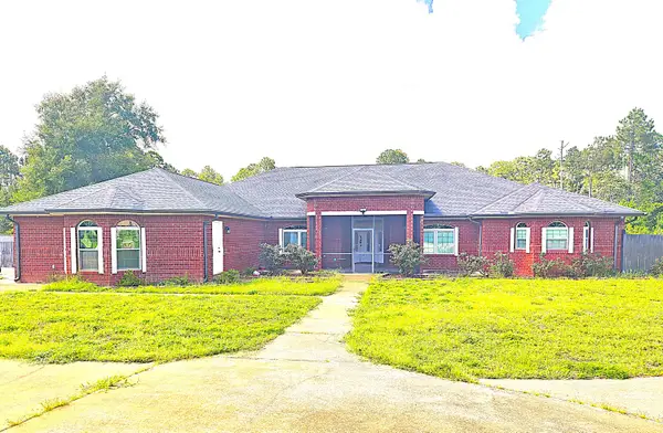 9202 E River Drive, Navarre, FL 32566