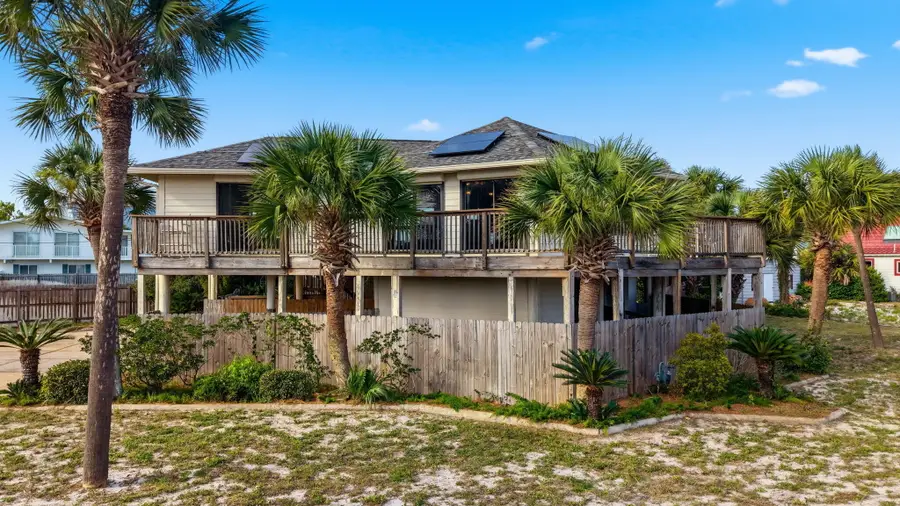 757 Seahorse Avenue, Fort Walton Beach, FL 32548 - #3