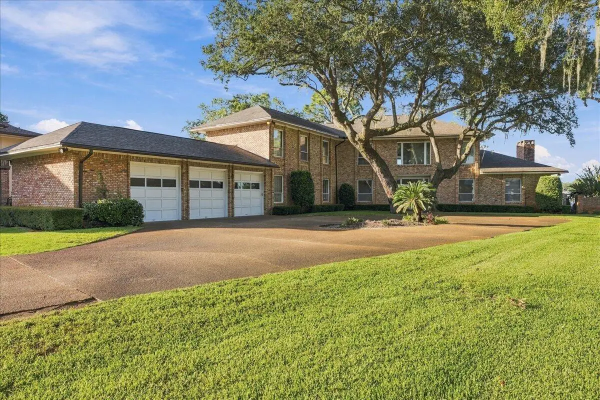 259 NW Sleepy Oaks Lane, Fort Walton Beach, FL 32548 - #1
