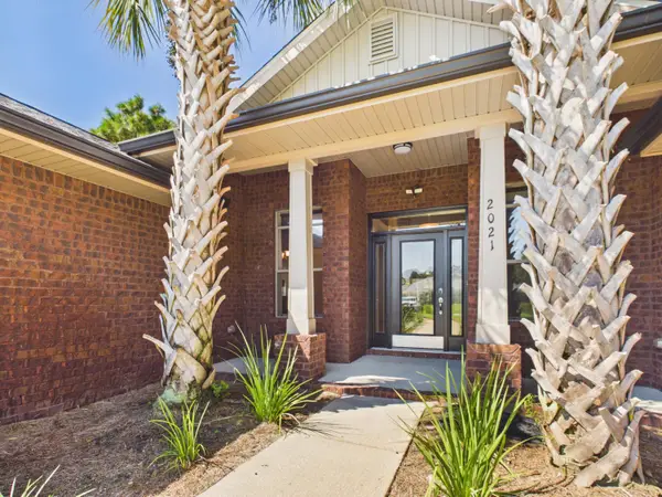 2021 Pelican Lane, Navarre, FL 32566