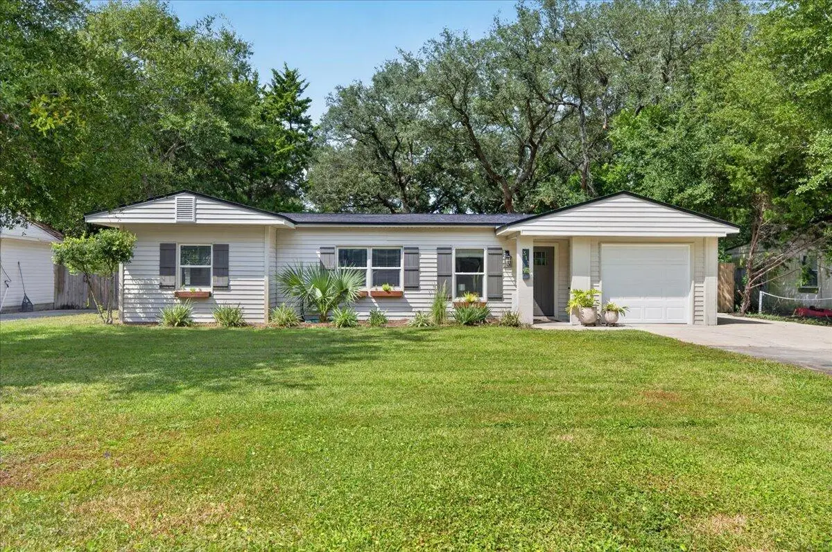 311 NE Gardner Drive, Fort Walton Beach, FL 32548 - #1