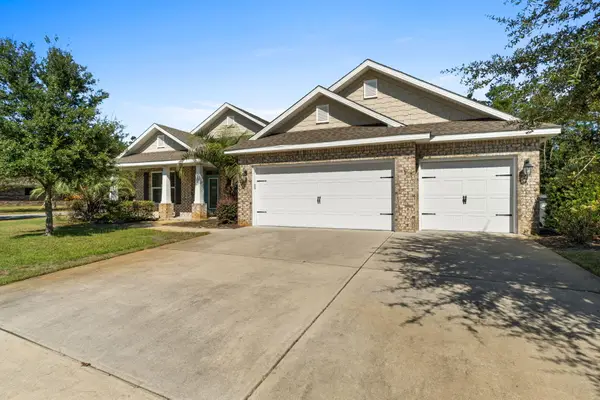 402 Sweet Tea Lane, Freeport, FL 32439