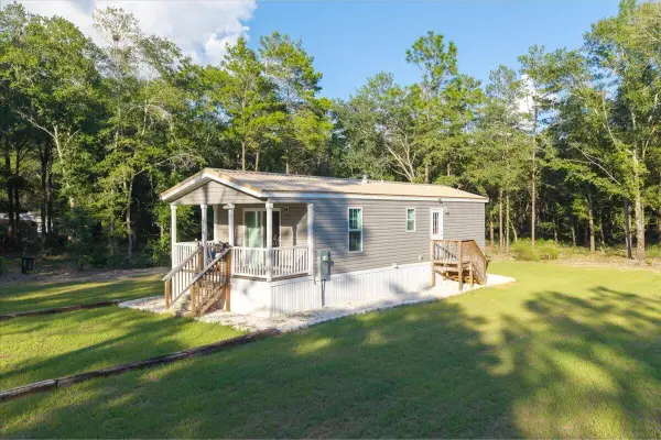 248 Redd Lane, DeFuniak Springs, FL 32433