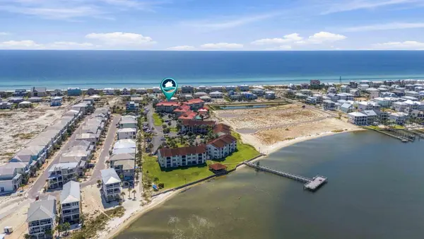 7472 Sunset Harbor Drive #APT 311, Navarre, FL 32566