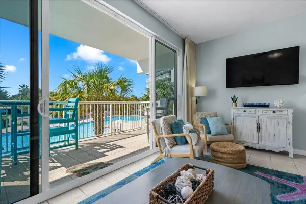 1515 SE Miracle Strip Parkway #205, Fort Walton Beach, FL 32548