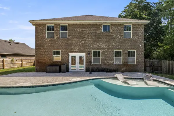 2597 New Haven Boulevard, Navarre, FL 32566