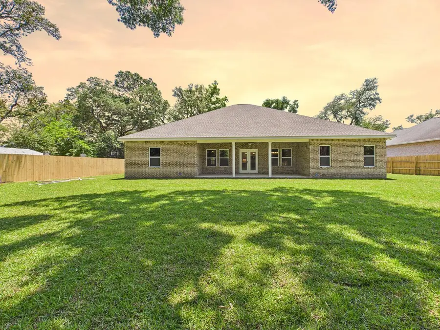 1513 Hickory Street, Niceville, FL 32578 - #2