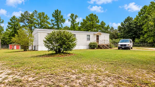 816 Caswell Road, DeFuniak Springs, FL 32433