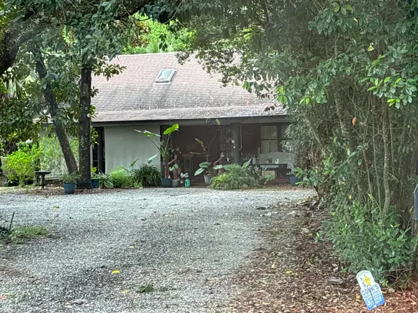 1108 Middle Drive, Fort Walton Beach, FL 32547