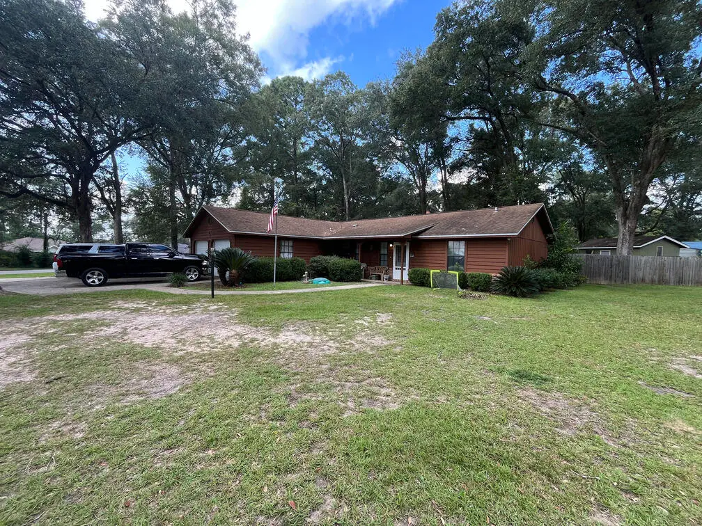 6021 W Dogwood Drive, Crestview, FL 32536 - #1