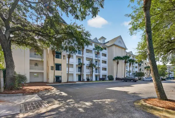 4276 Calinda Lane #APT 114, Niceville, FL 32578