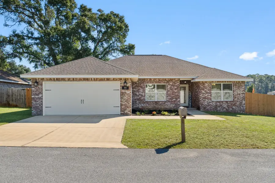 100 Castle Road, Mary Esther, FL 32569 - #2