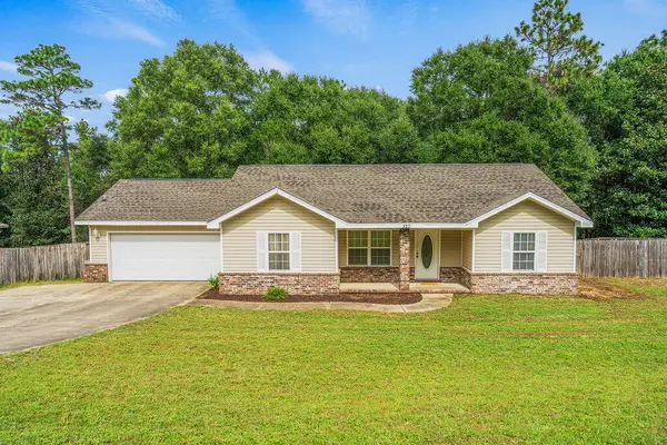 327 Lakeview Drive, Crestview, FL 32536