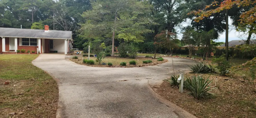 5457 Fairchild Road, Crestview, FL 32539 - #3
