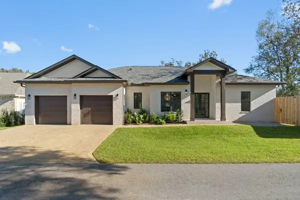 708 Forest Street, Destin, FL 32541
