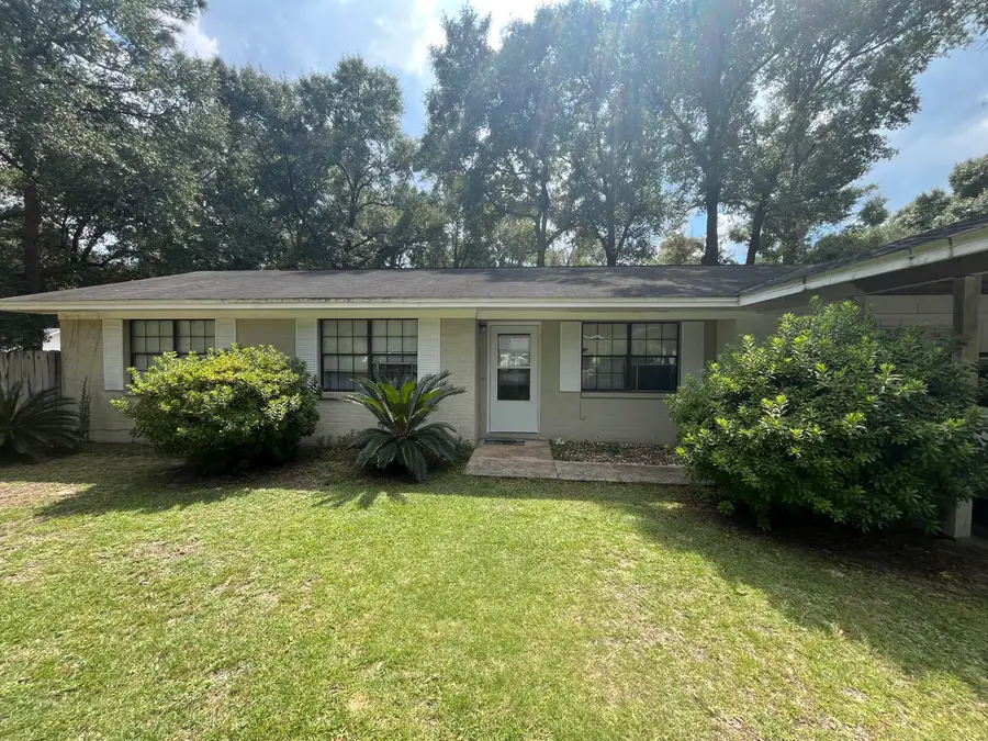 301 Springwood Circle, Crestview, FL 32536 - #2
