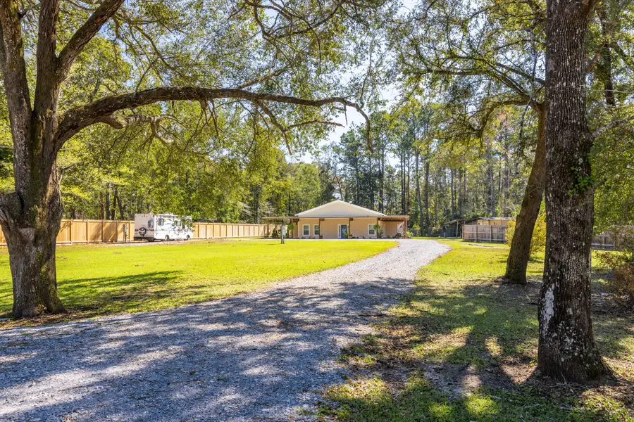 58 Buck Bishop Road, Ponce De Leon, FL 32455 - #3