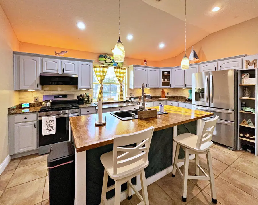 2064 Bella Breeze Court, Navarre, FL 32566 - #2