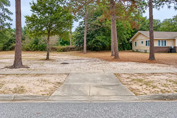 235 NW Bay Street, Fort Walton Beach, FL 32548