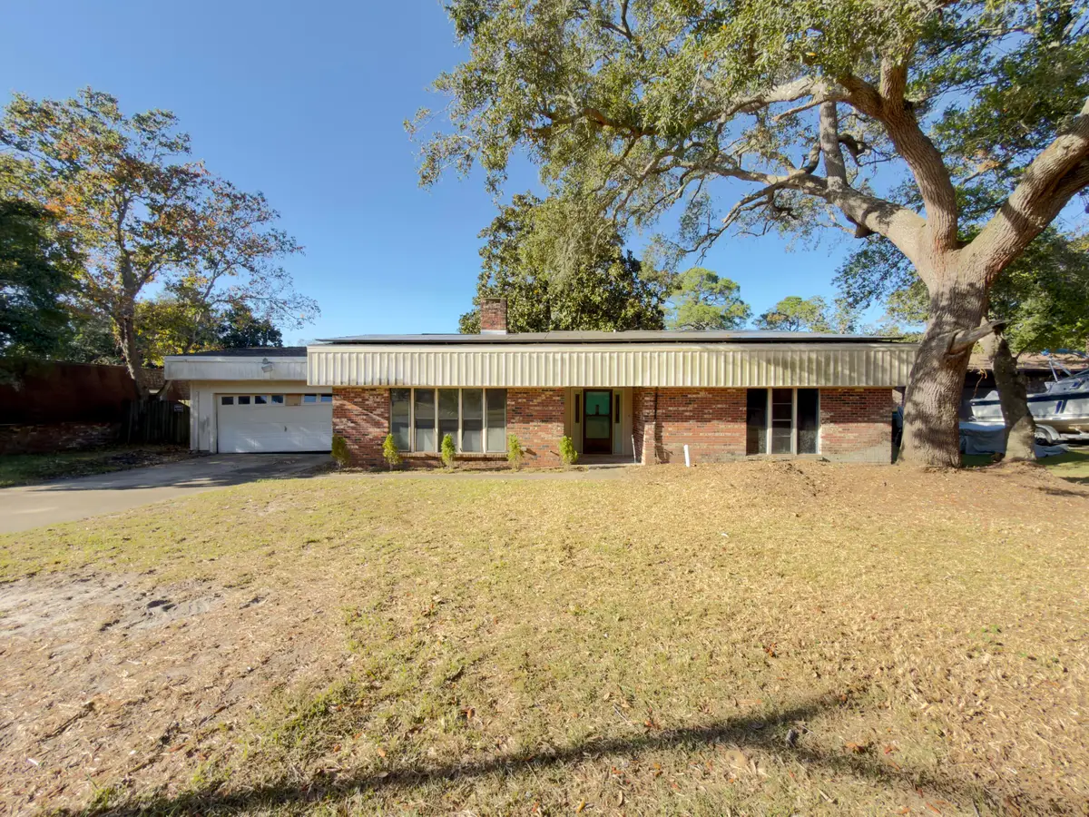 155 Homewood Drive, Fort Walton Beach, FL 32548 - #1