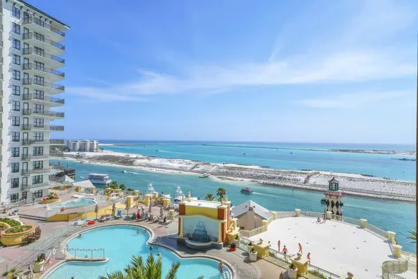 10 Harbor Boulevard #W522, Destin, FL 32541