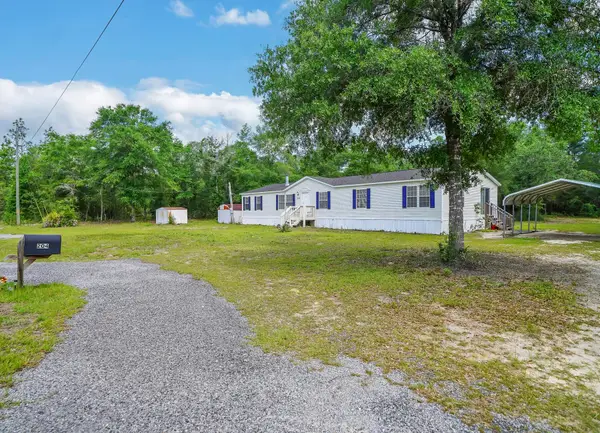 204 Majestic Boulevard, DeFuniak Springs, FL 32433